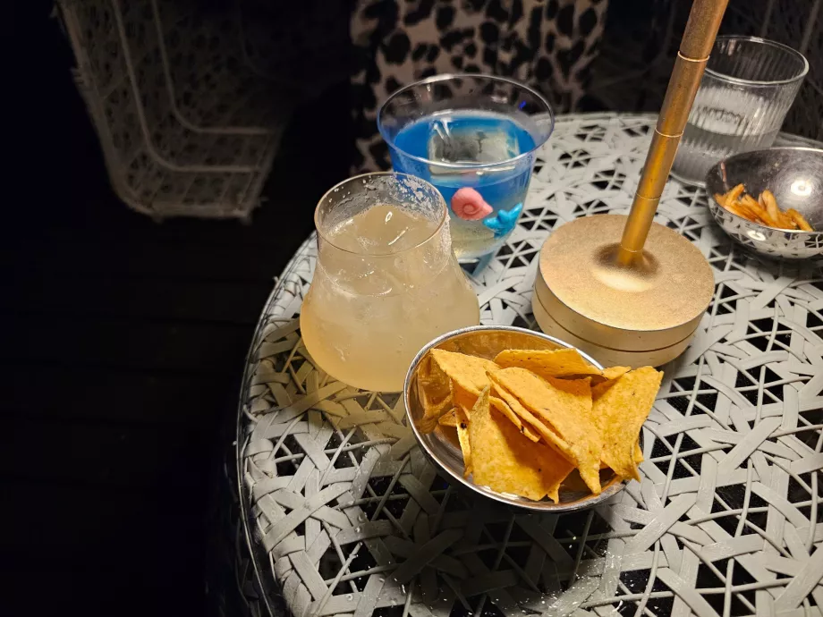 Напої у WooBar