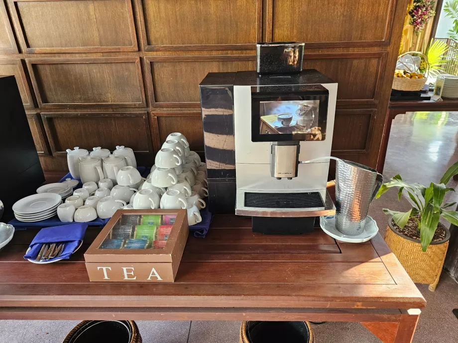 Сніданок - кавоварка