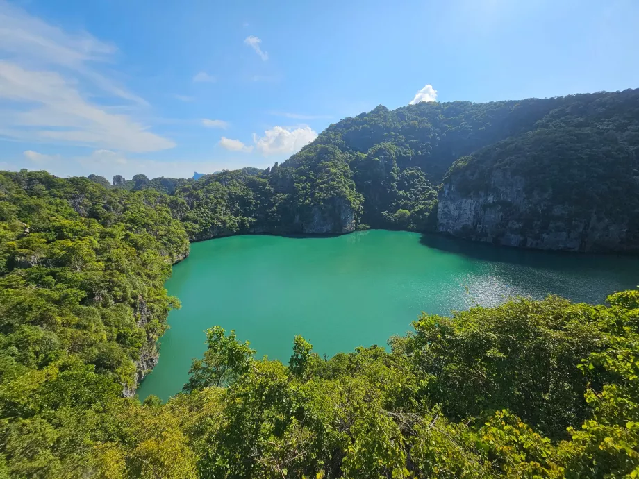 Смарагдове озеро