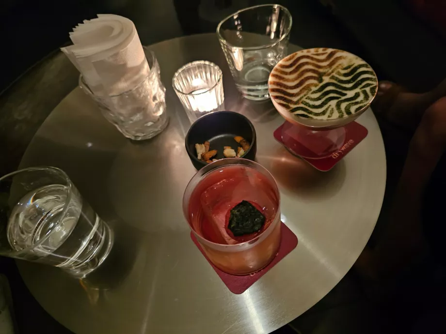 Dry Wave Cocktail Studio - наші напої