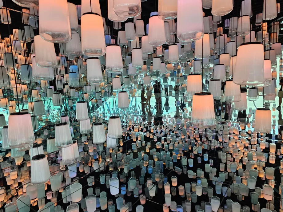 Akara Sky Hanuman - віртуальний небесний ліхтар