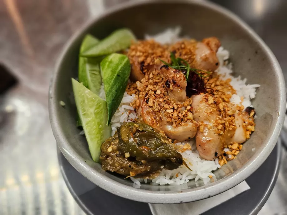 Аунгло - основна страва