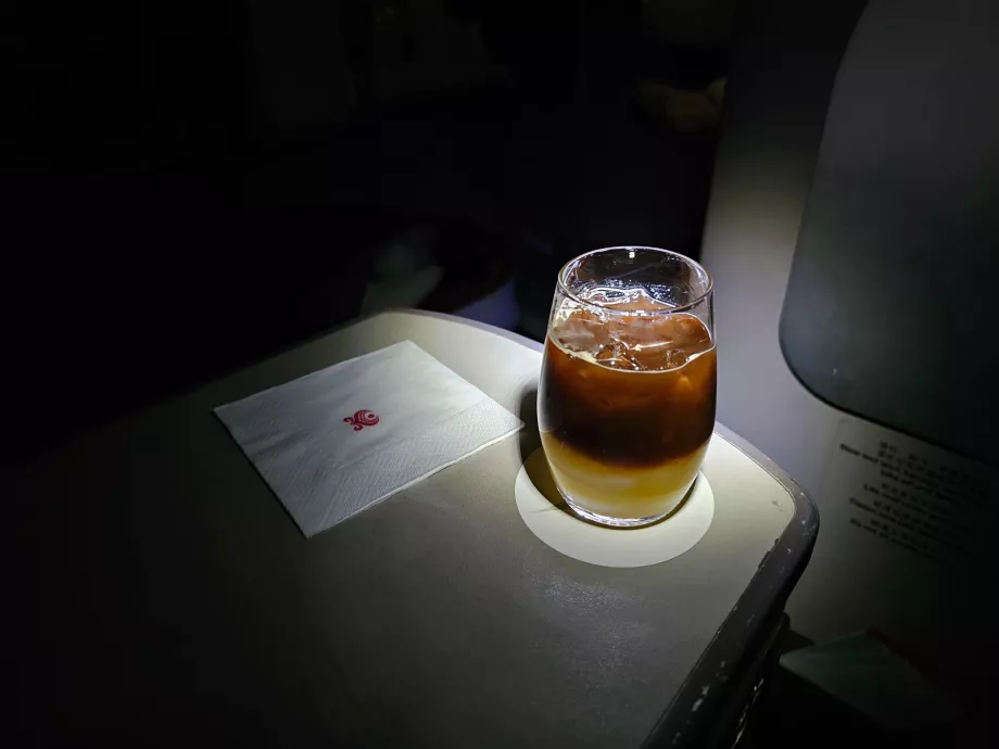 Апельсиновий кокосовий американо