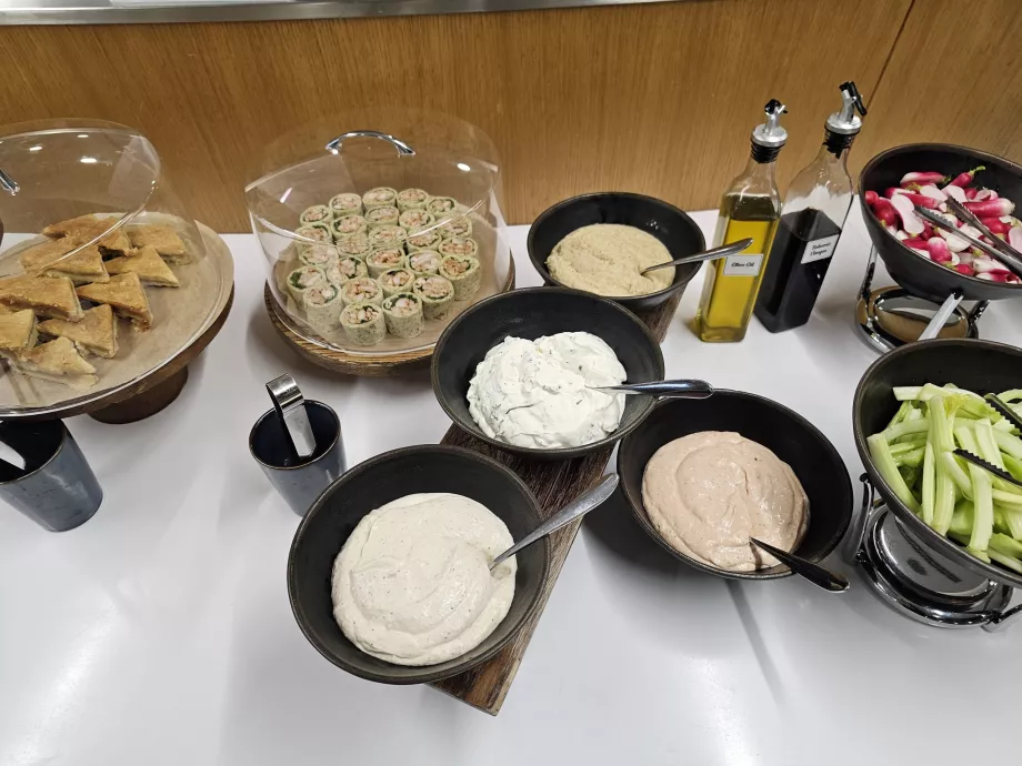 Спреди та холодні страви