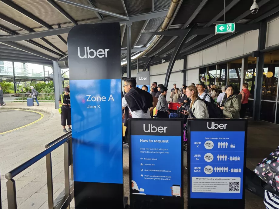 Uber, кіоск, термінал 1