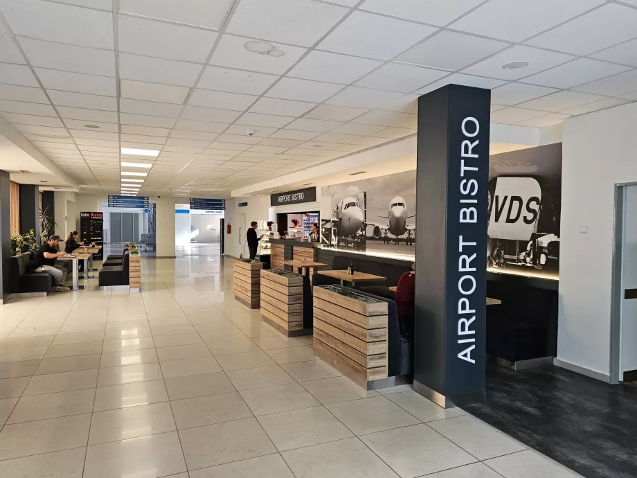 Ресторан у громадській зоні