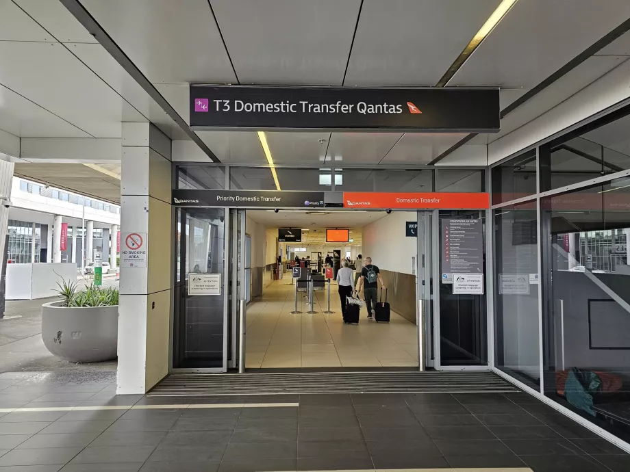 Пересадка Qantas з Терміналу 1 до Терміналу 3