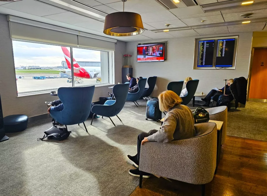 Місця для сидіння та загальна обстановка