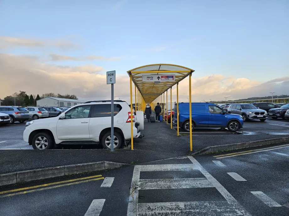 Пішохідний маршрут до пунктів прокату автомобілів