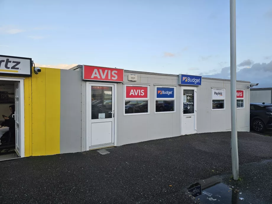 Прилавок для прокату автомобілів