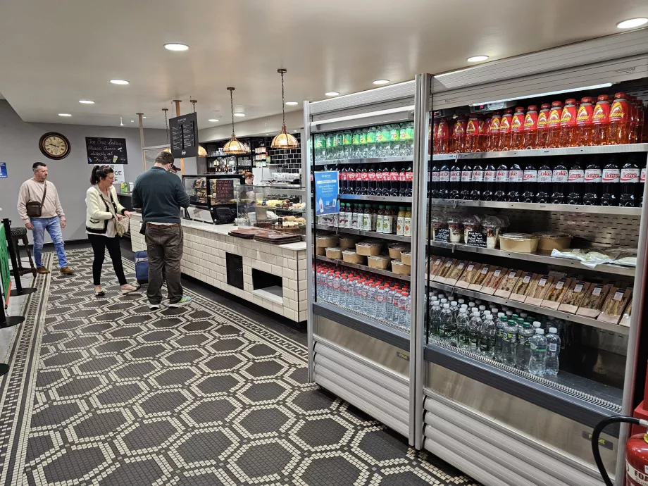 Ресторан аеропорту, громадська частина