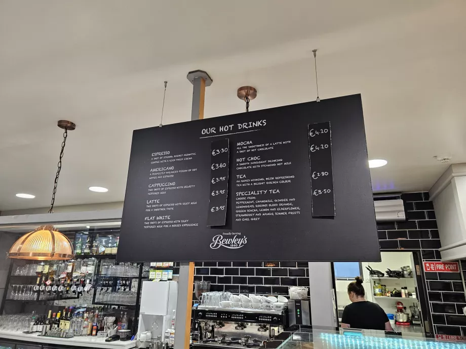 Ціни в ресторані аеропорту, громадська частина