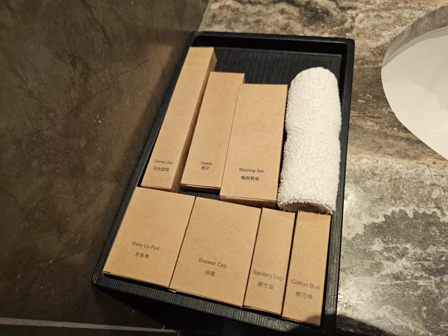 Душові приналежності