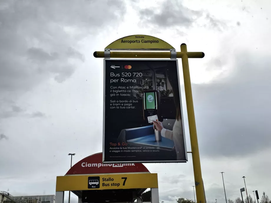 Інформація про оплату карткою в міському автобусі ATAC