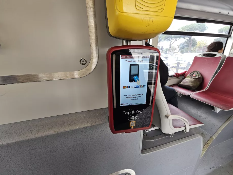 Валідатор для безконтактної оплати проїзду