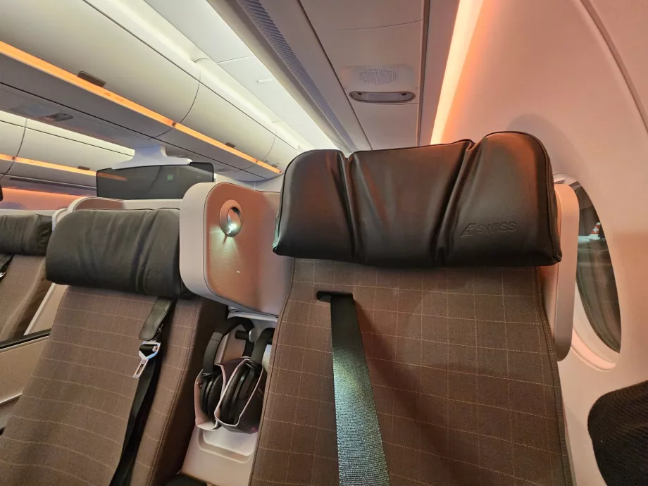 Підголівник