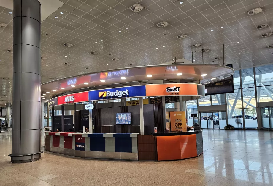 Прилавок для прокату автомобілів