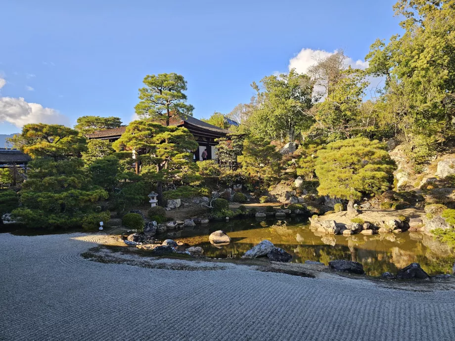 Храм Нінна-дзі