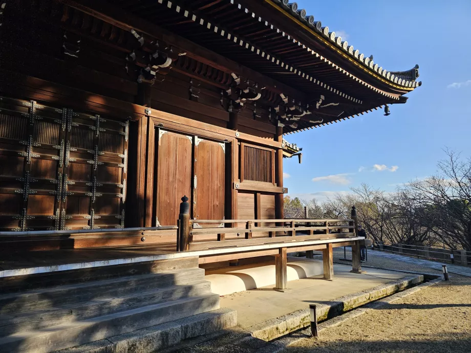 Храм Нінна-дзі