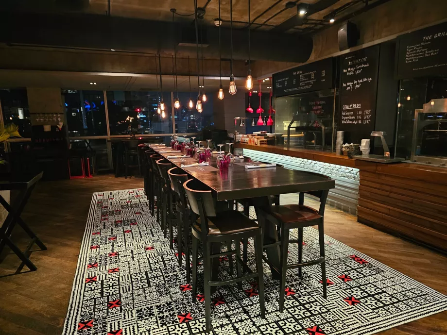 Бар "Скарлетт