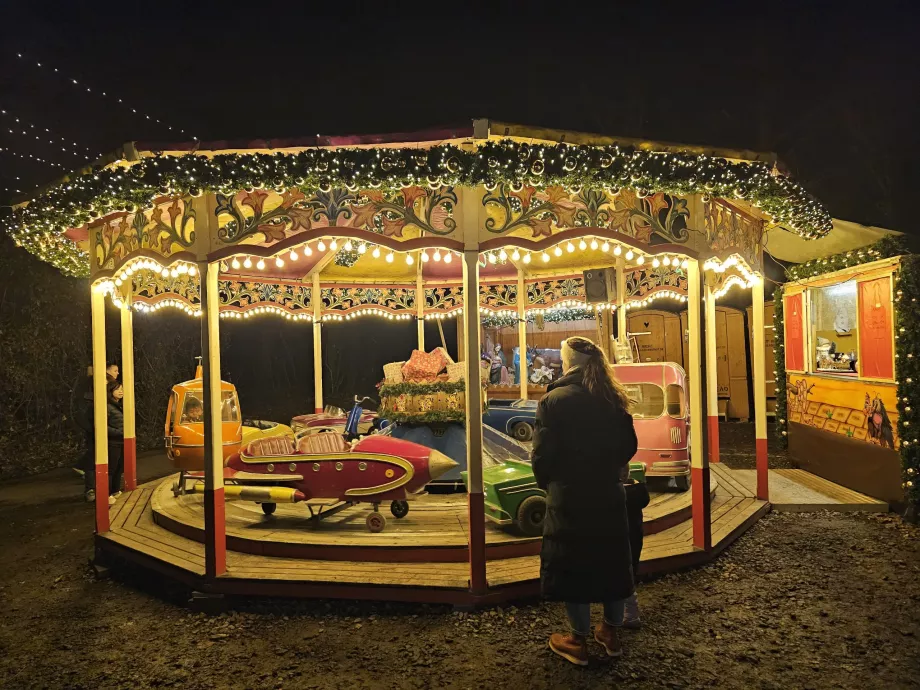 Заксенгаузерський ринок Вайнахтсмаркт на Гететурмі