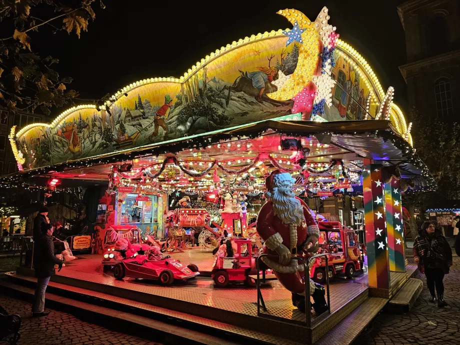 Вайнахтсмаркт Паульсплац