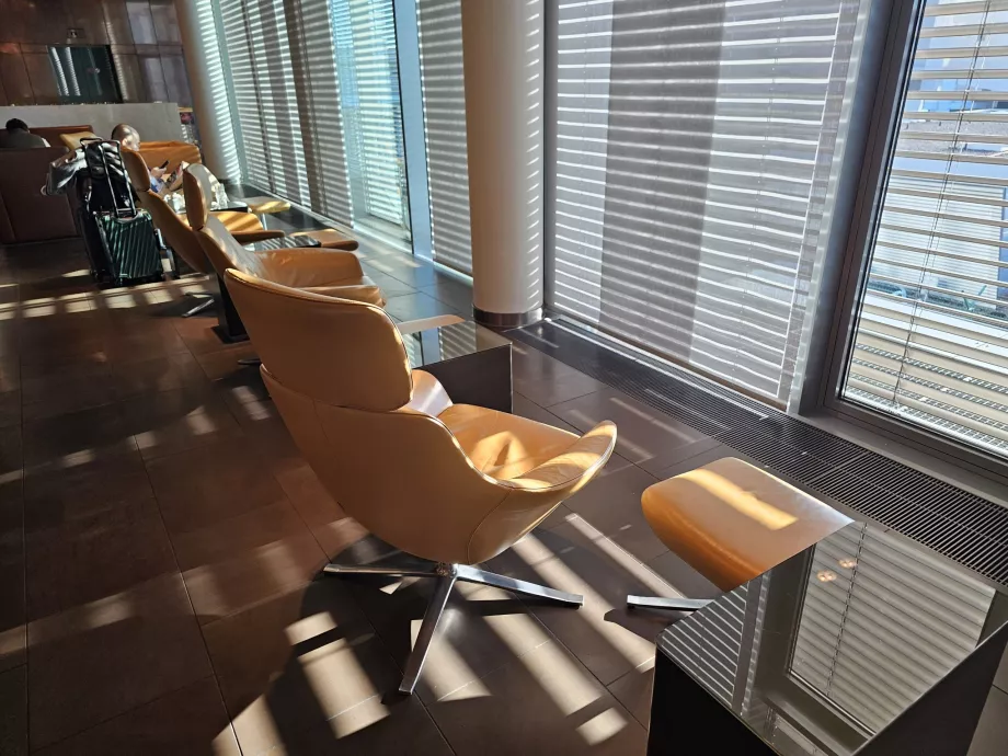 Лаунж-зона - зручні сидіння