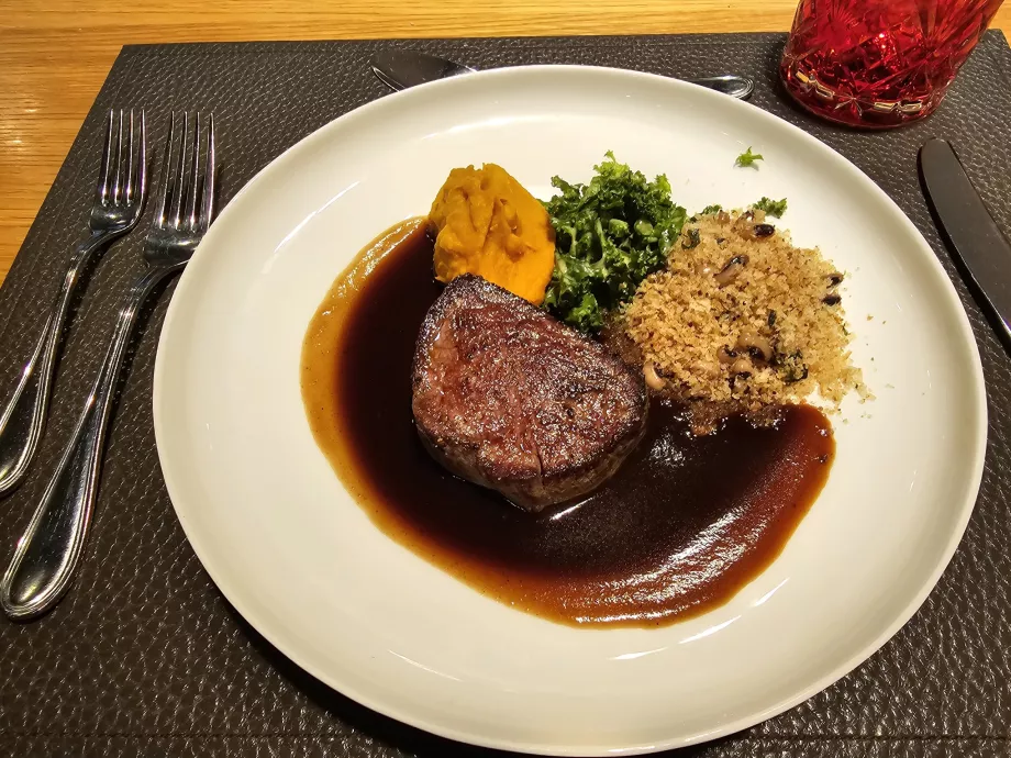 Обід по меню