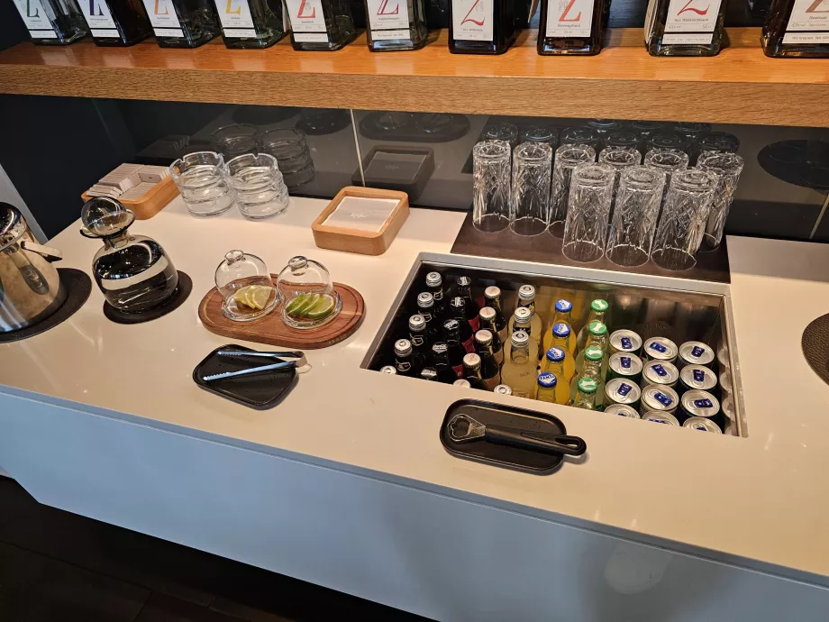 Напої в кімнаті для паління