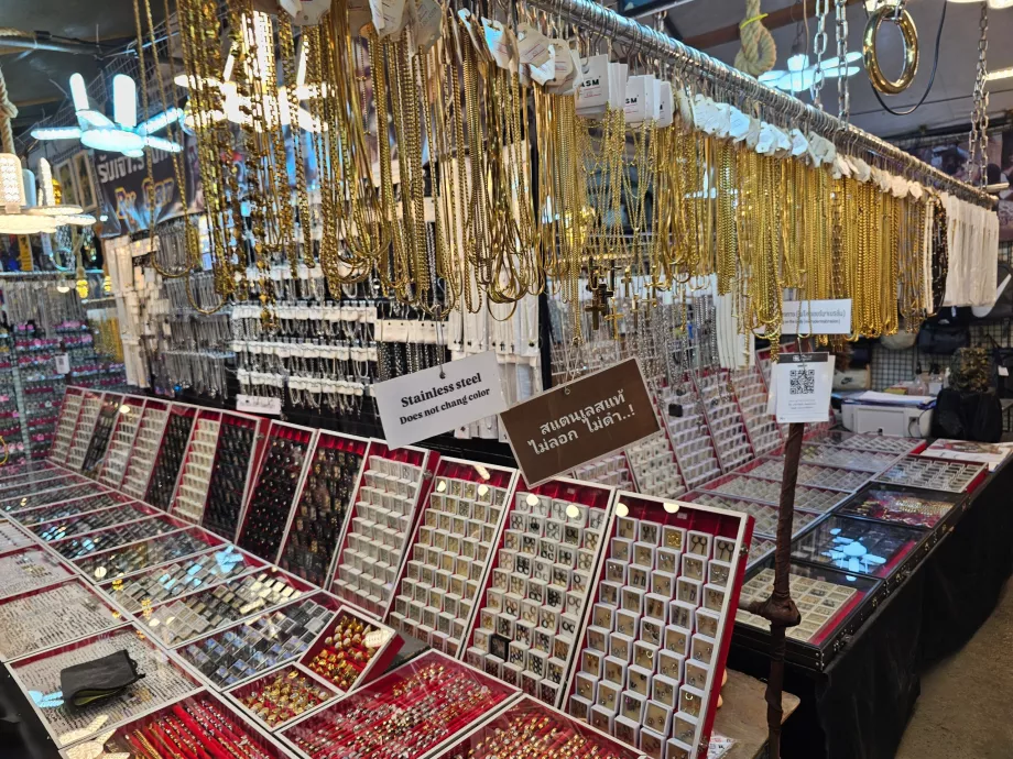 Нічний ринок Чавенг