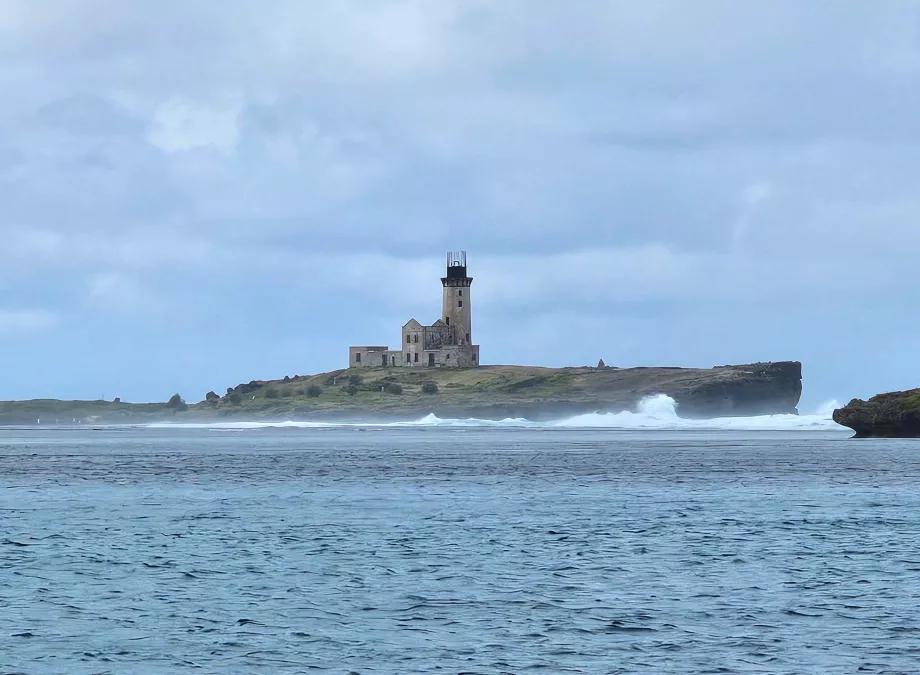 Скільки коштує au Phare