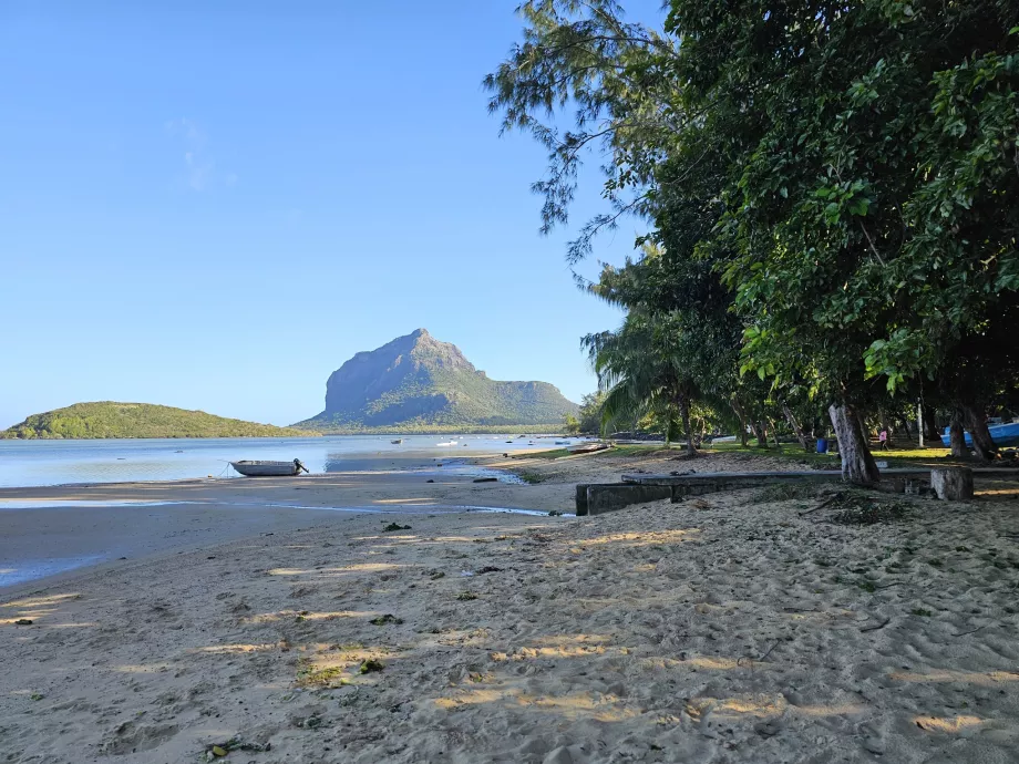 Громадський пляж Le Morne