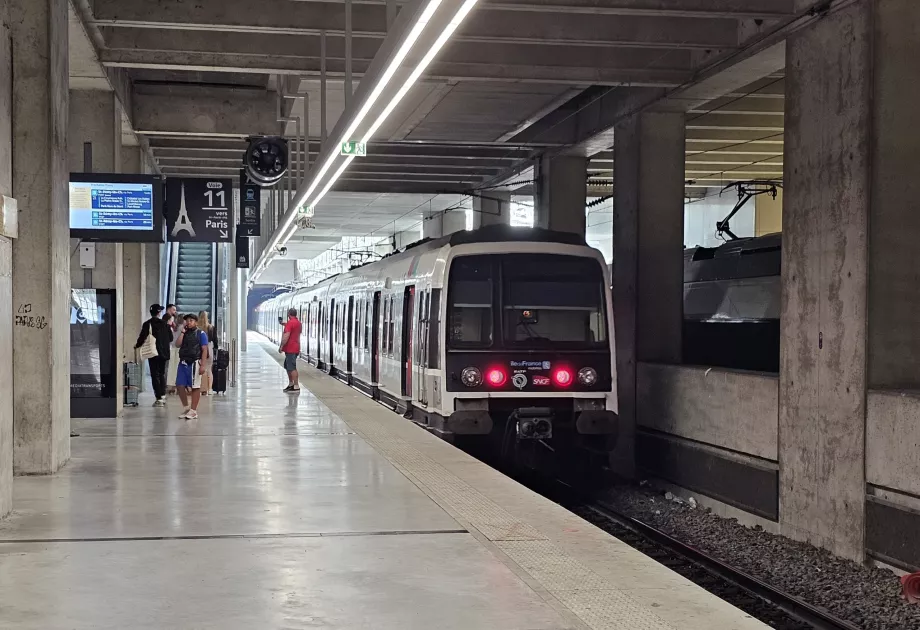 Поїзд RER B