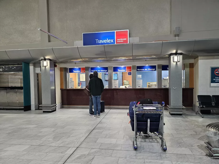 Обмін валют Travelex