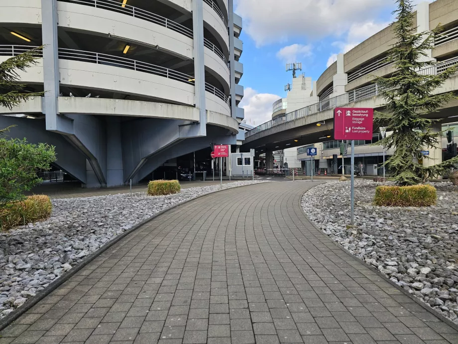 Шлях до камери схову