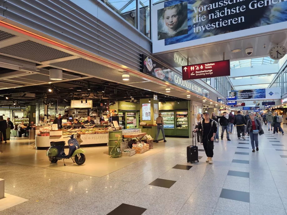 Ресторан у транзитній зоні