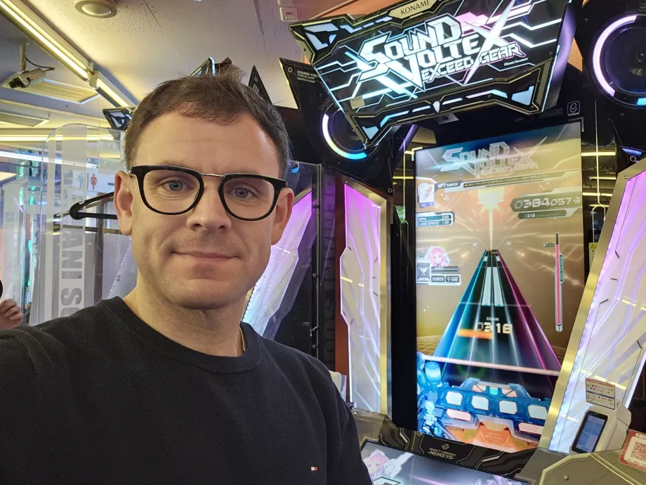 Я в ігровій кімнаті "Акіхабара