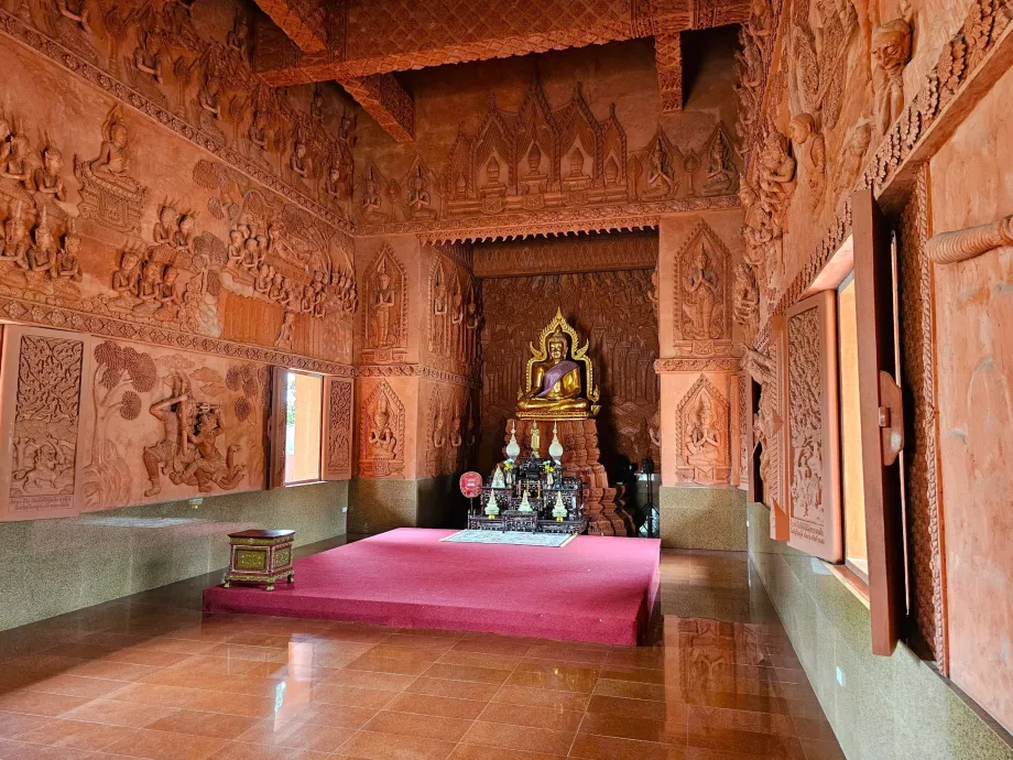 Червоний храм