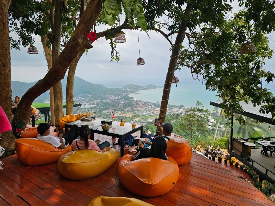 Ресторан на Оверлоп Камінь 2