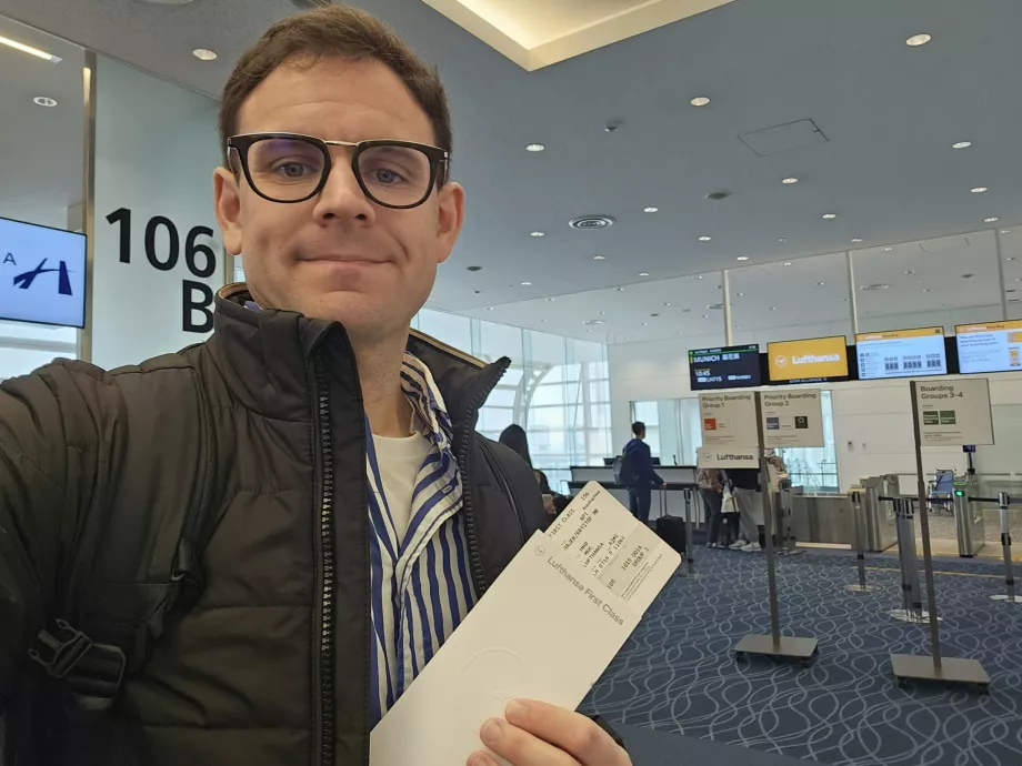 Я з посадковим талоном першого класу