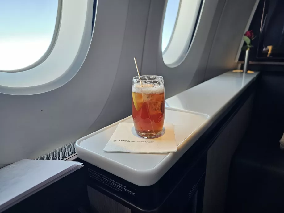 Фірмовий коктейль Avionic