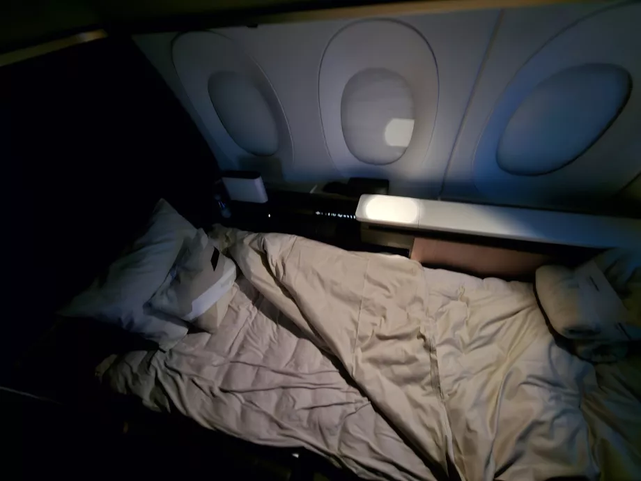 Диван розкладається в ліжко