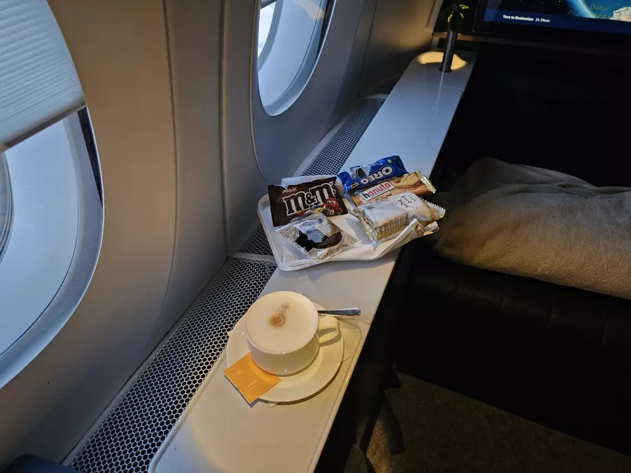 Капучино та солодощі