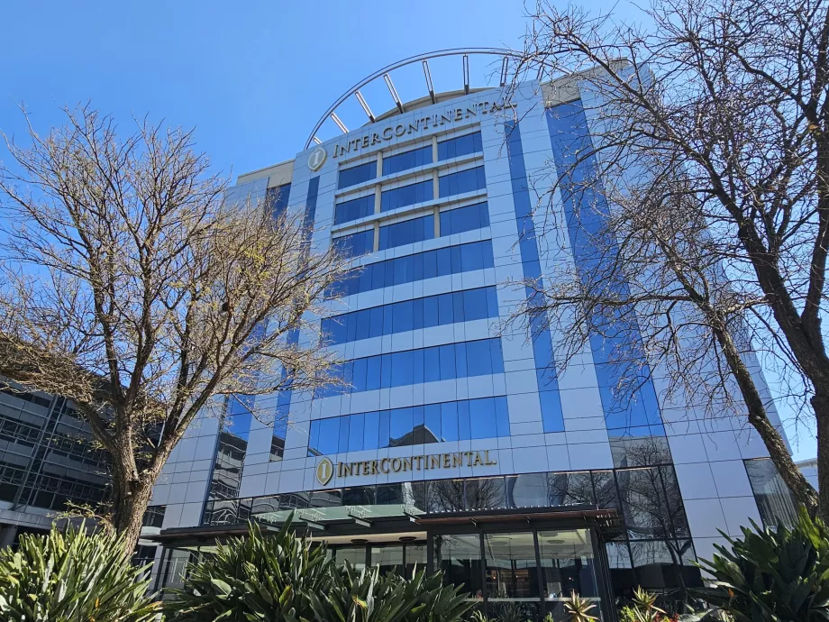 Готель Intercontinental