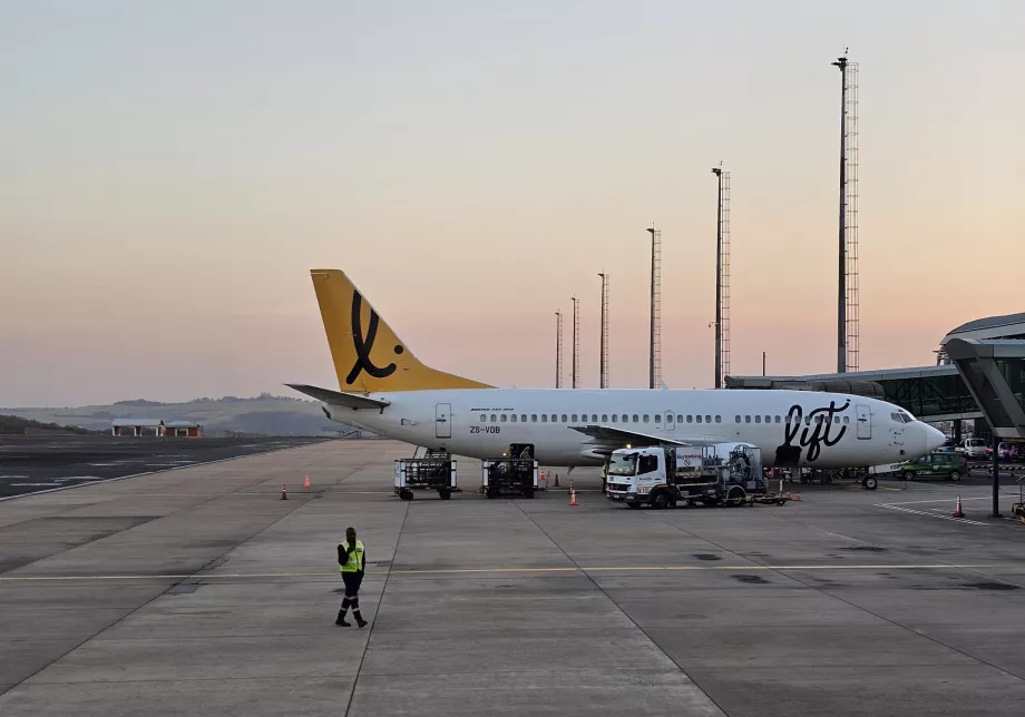 Boeing 737 в аеропорту Дурбану