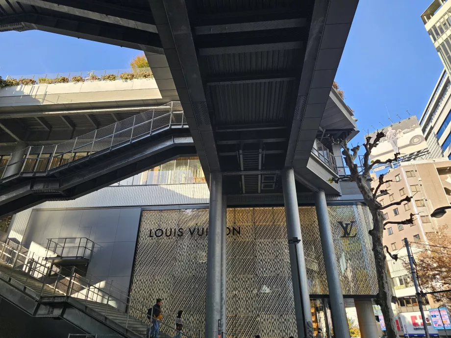 Сходи до парку Міяшіта