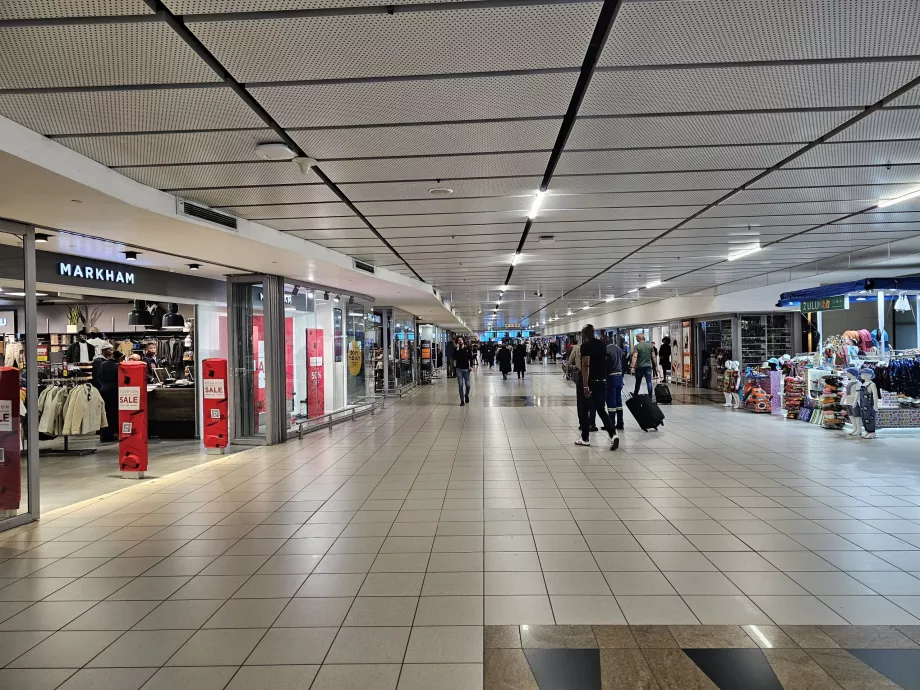 Комерційний пасаж, громадська частина