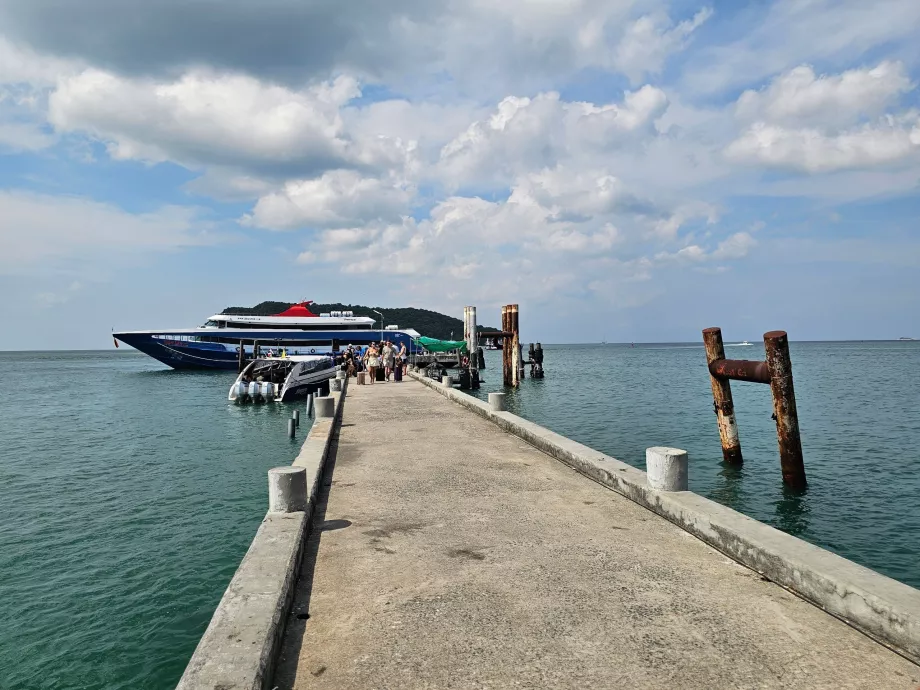 Причал Тонг Сала на острові Ко Панган