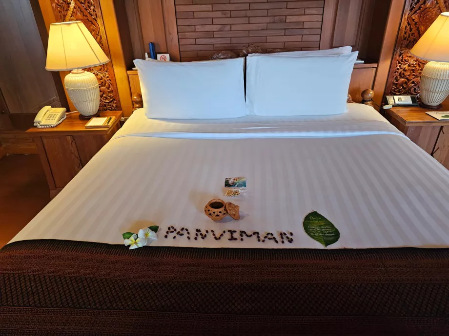 Ліжко в нашій кімнаті