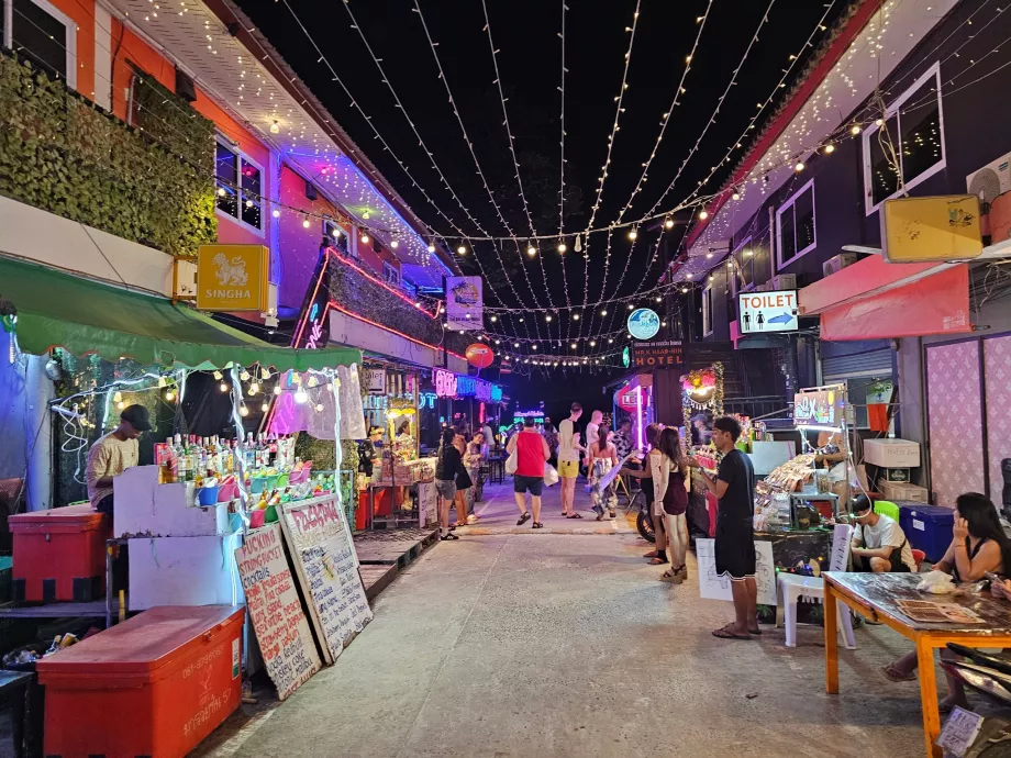 Вечірка повного місяця